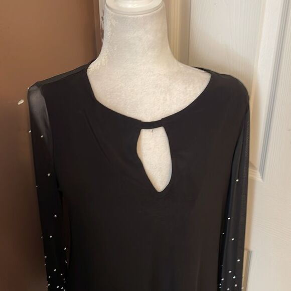 Marina Beaded Sleeve Keyhole Sheath blouse Black Size 10 NWT Offer 25 $ - Picture 2 of 11